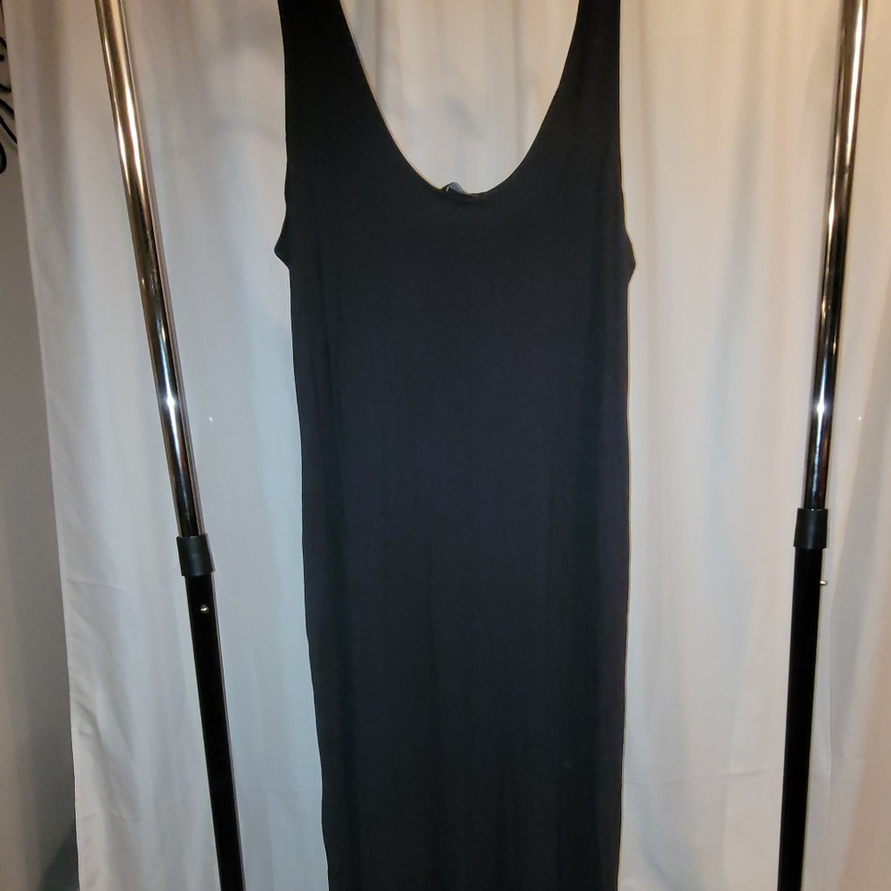 New with tags Forever 21 Black maxi dress